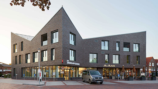 Nieuwbouw woon- en winkelgebouw Wardenburg